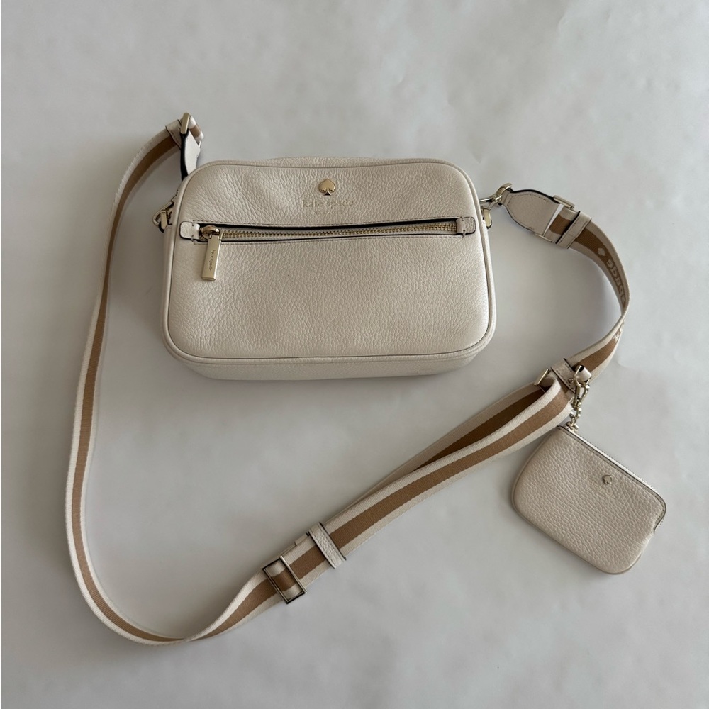 EUC! Kate Spade Cream Leather Crossbody Bag - Picture 2 of 7